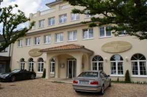  Hotel Helena  Ной-Вульмсторф